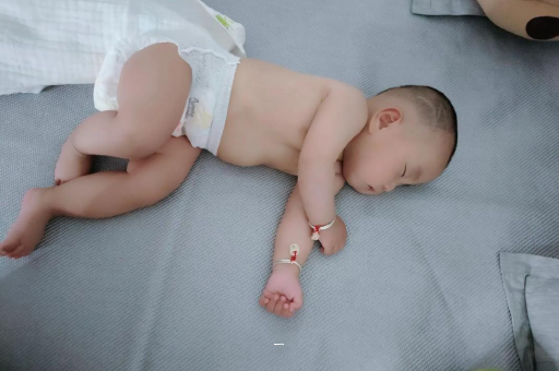 江山宝宝为什么不说话